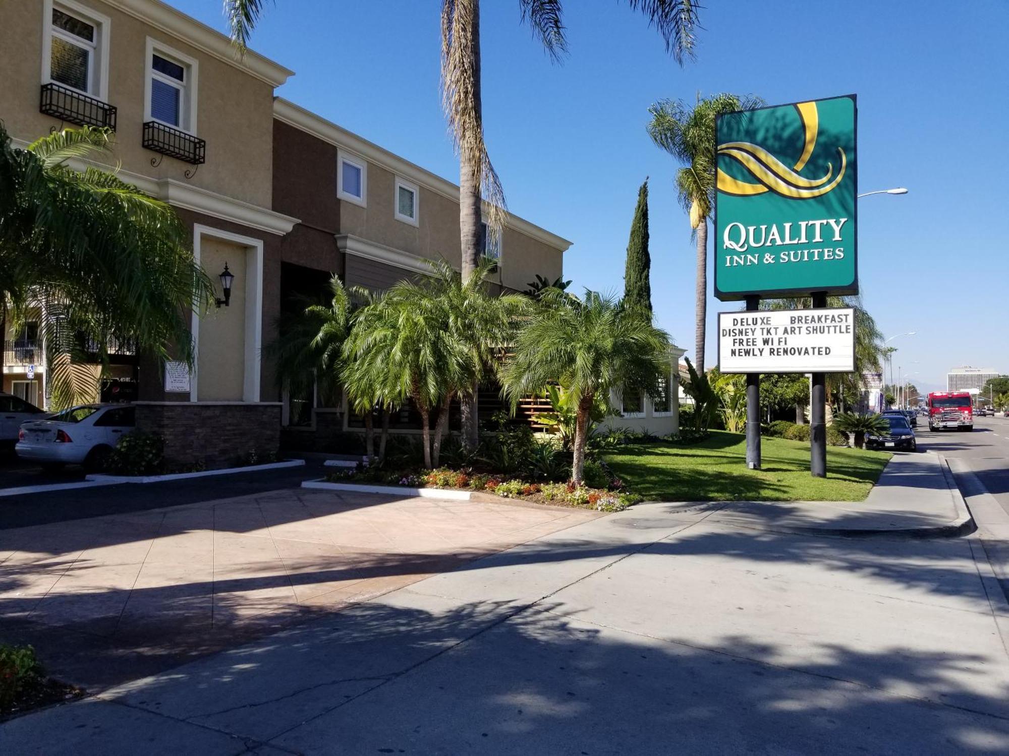 Quality Inn & Suites Anaheim Maingate Екстериор снимка