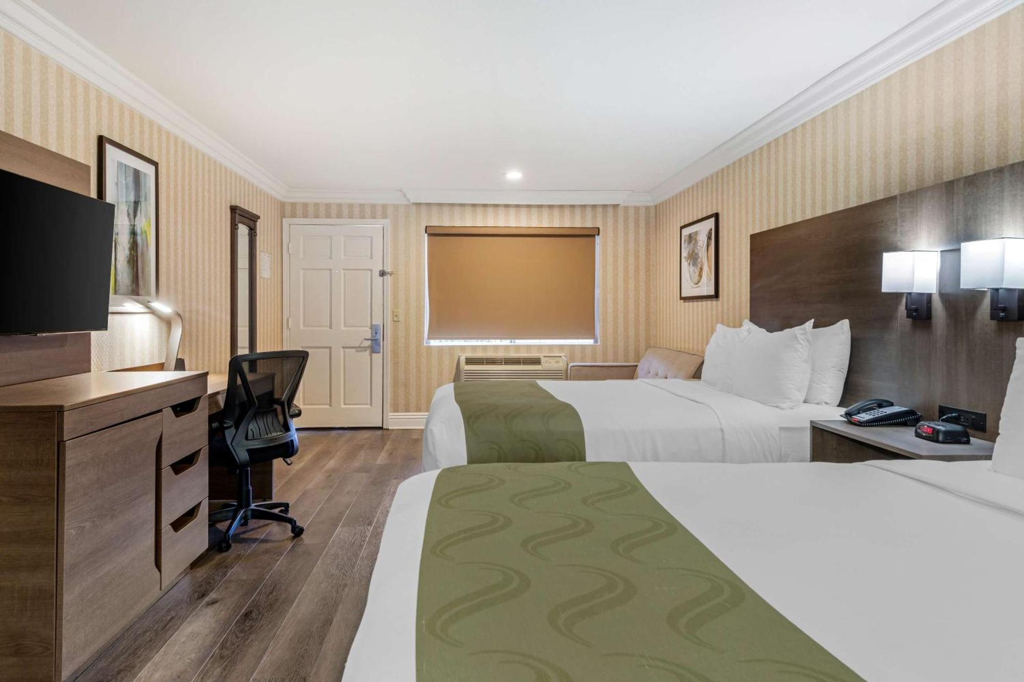 Quality Inn & Suites Anaheim Maingate Екстериор снимка